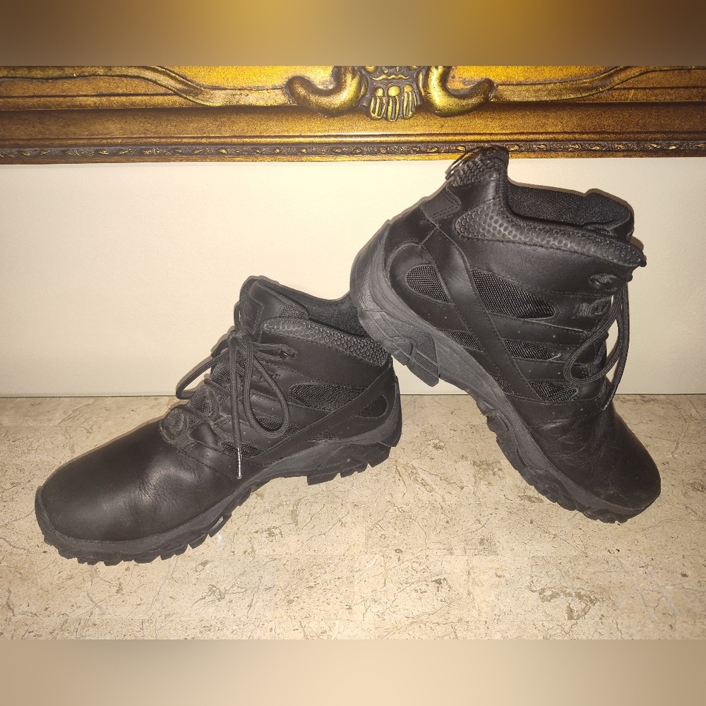 Merrell Boots - Picture 3 of 11